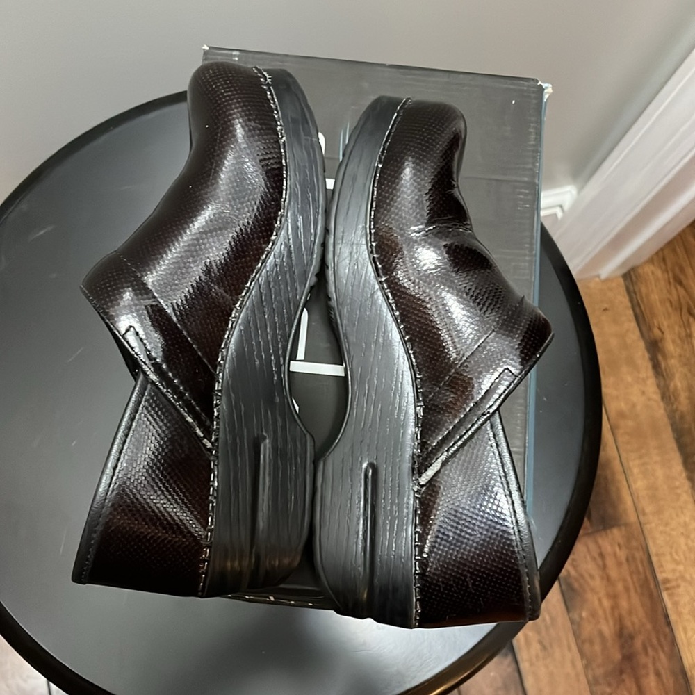 Dansko Professional Black Embossed Dot. Size 38. - image 4